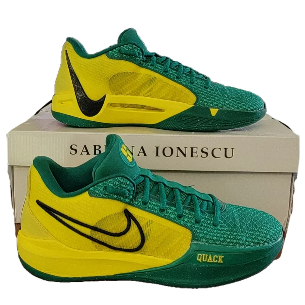 Nike Sabrina 1 Oregon Ducks Athletic Basketball Shoes